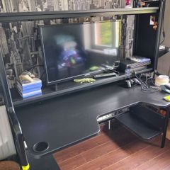 IKEA desk