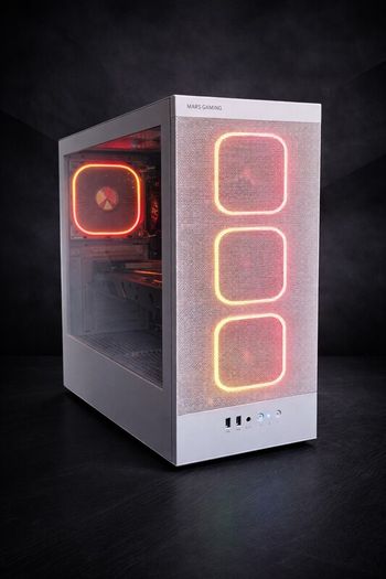 High Performance Gaming PC  Ryzen 7  RTX 2060