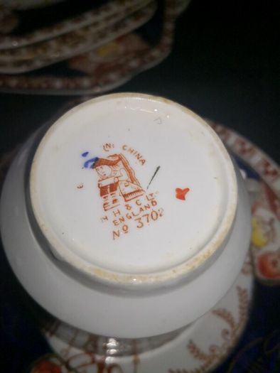 Pair of beautiful teaset with extras