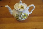 Vintage myott daisy T pot