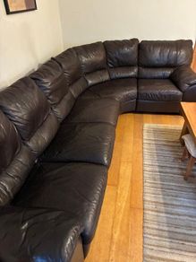 Couch in excellent condition
