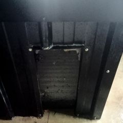 Metal Dog house insulated