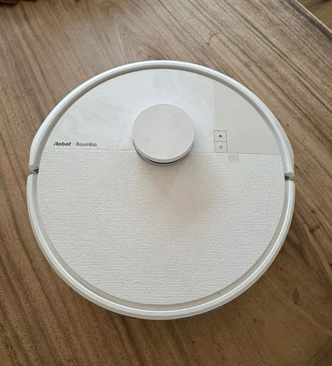 iROBOT Roomba 105 Combo Robot Vacuum Cleaner Mop/Scrubber WiFi