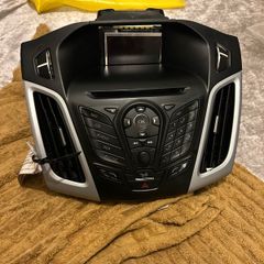 Ford radio/ cd / Bluetooth player