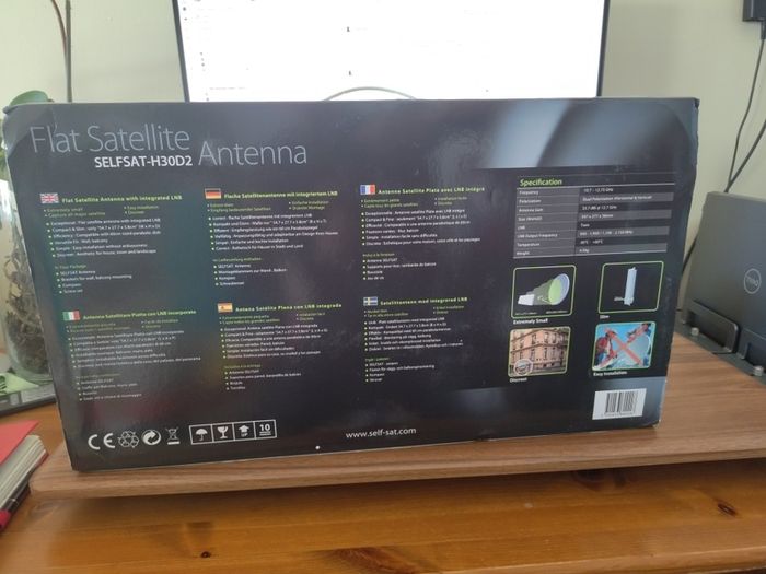 Flat Satellite Antenna - SELFSAT H30D2