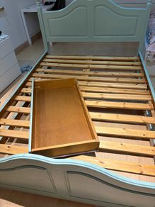 Double bed frame