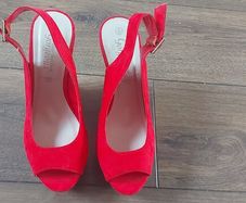 NEW Red suede and cork wedges