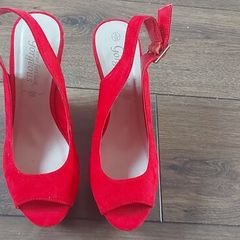 NEW Red suede and cork wedges