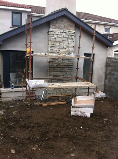 Bricklayer stonemason available