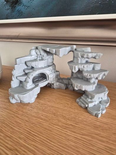 3D printerd terrarium or aquarium decoration.