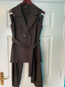 Vest with matching trousers size 10/12