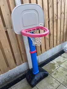 Basket ball hoop
