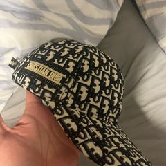 hat