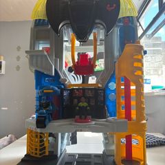 superhero toys