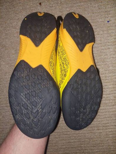 Astro shoes