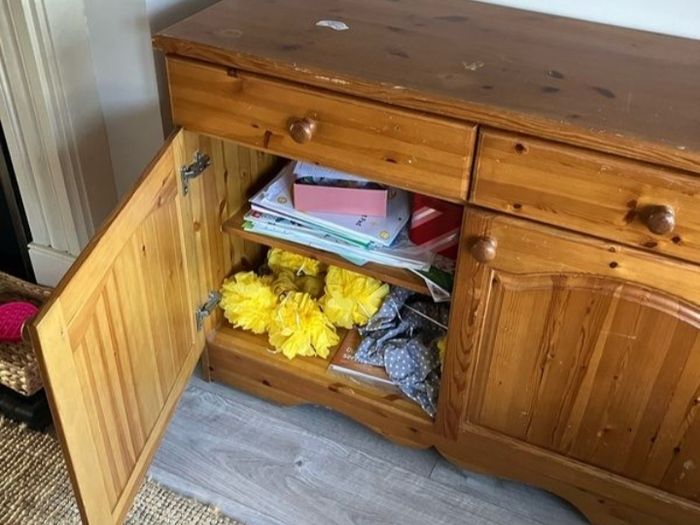 Side board