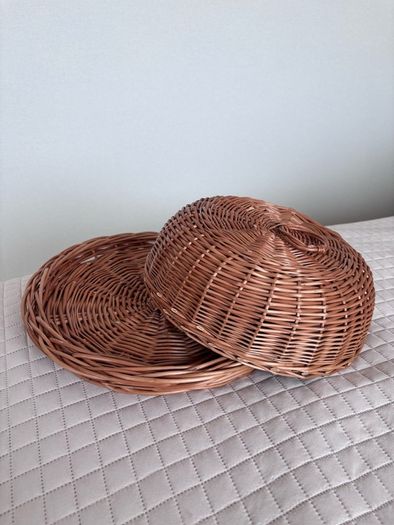 Round Basket With Lid