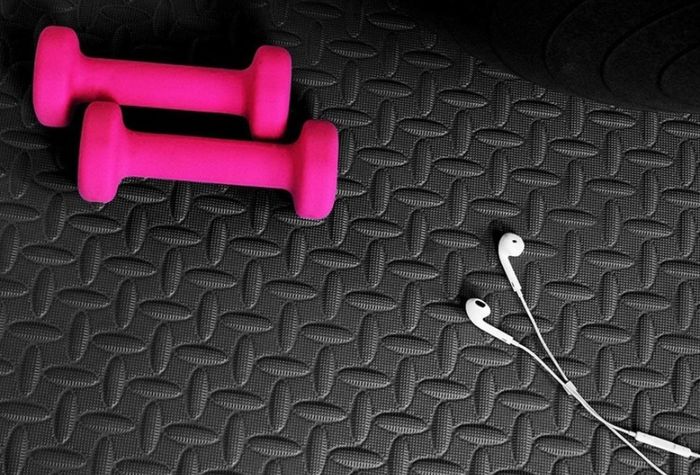 Mat Gym Flooring Mat, Foam Exercise Mats, Interlocking Puzzle EVA Floor Tiles, Non slip Rubber Cushion For Home Workout, Bonus Adhesives,24X24 Inch 16 Pack
