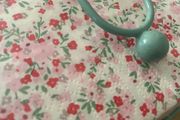 ShabbyChic Napkin Holder with Napkins
