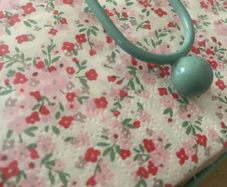 ShabbyChic Napkin Holder with Napkins