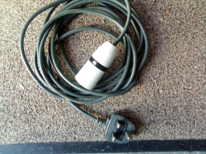 5. Meter.  Extension.  Lead.  Light