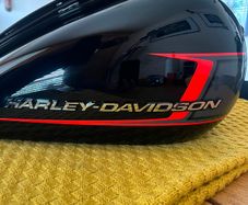 Harley Davidson 2023 gas tank