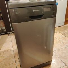 Hotpoint Ultima Super Silent Dishwasher