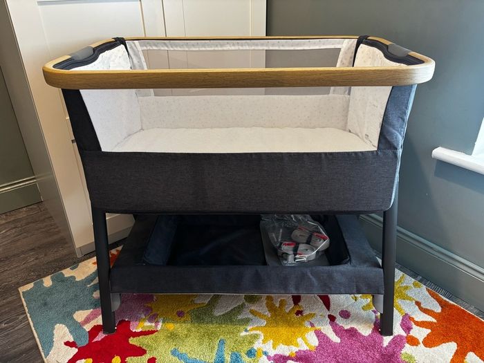 Tutti Bambini CoZee Lite Bedside Crib