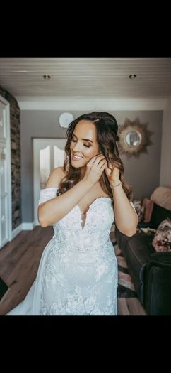 Essence of Australia Wedding Dress