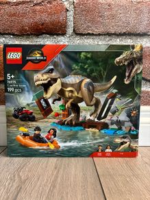 Lego Jurassic World 76975 T-Rex River Escape Brand New Sealed
