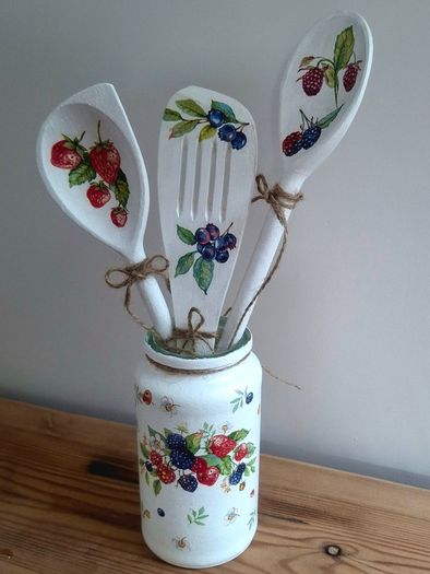 Set of 3 Decorative Kitchen Utensils in the Jar
