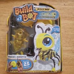 BRAND NEW Build A Bot Buzzy Bee Creativity Playset