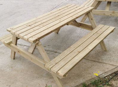 picnic bench