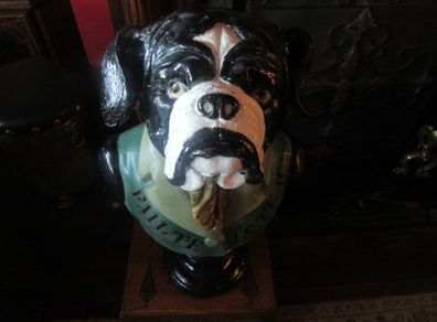 bulldog statue