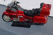 Red Honda Ray Gold Wing 1995