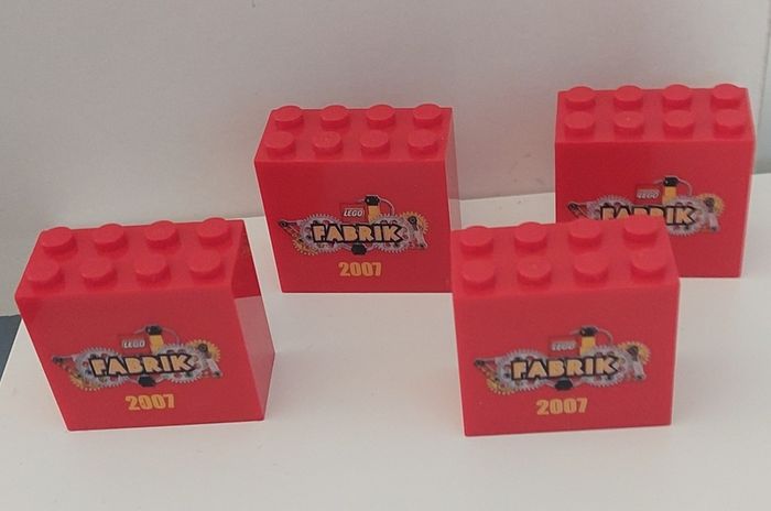 Lego Fabrik bricks from 2007