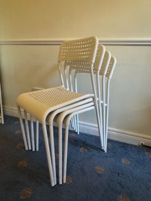 White IKEA chairs (4x)