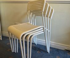 White IKEA chairs (4x)