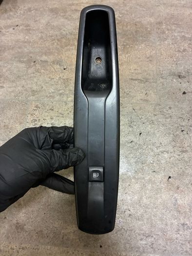 Genuine Renault Megane MK3 Front Electric Window Master Switch Pack & Passenger Handle