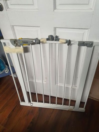 Hauck baby gate