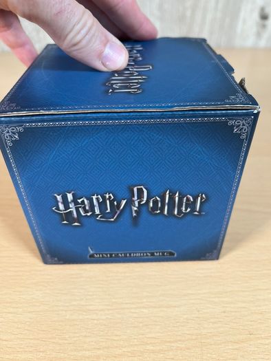 Official Harry Potter - The Leaky Cauldron Mug - Brand New in Box