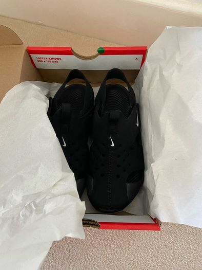 nike sunray sandals runners size 11 1/2