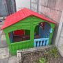 children play house Image 3