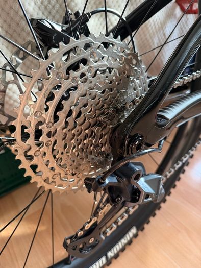 Giant Reign Advanced Pro 2 2025 (new) Full Carbon
