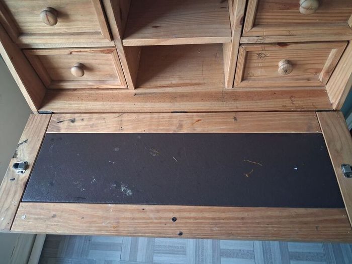 Mexican Pine Bureau Dresser