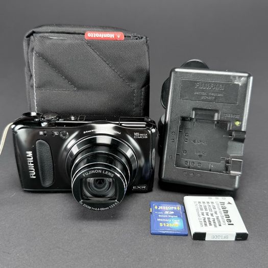 Fujifilm FinePix F500EXR digital compact camera