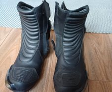 Bikers boots
