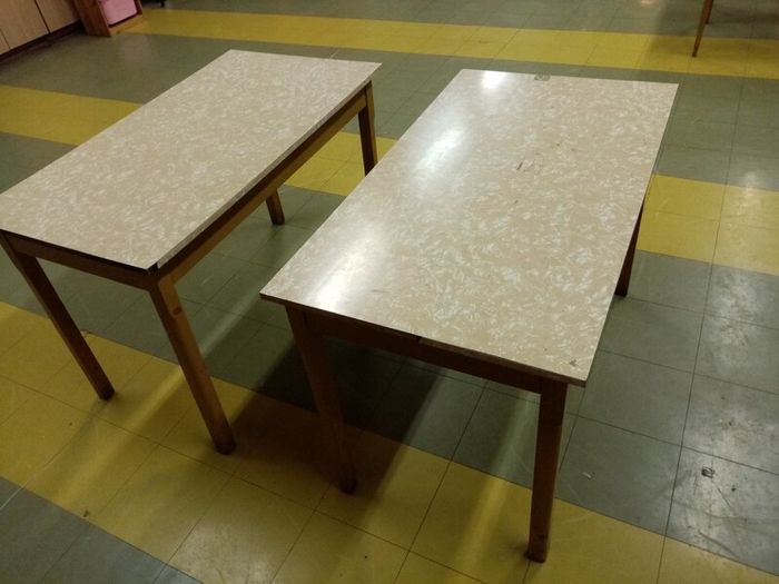 2 Old kitchen table