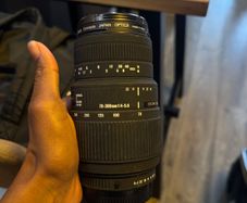 Sigma 70-300mm f/4-5.6 Macro Telephoto Lens