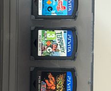 3 Vita Games and Case